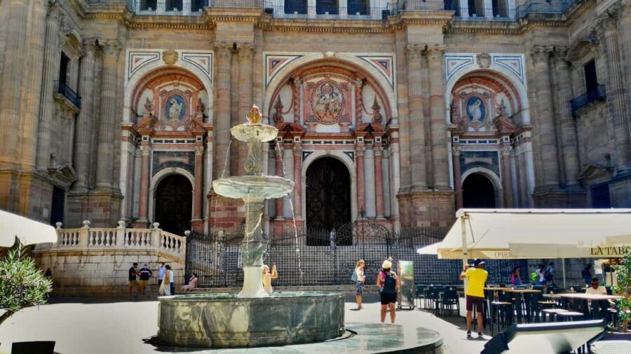 Malaga: Historic Center Tour with an Art History Expert - Who Will Love This Tour?