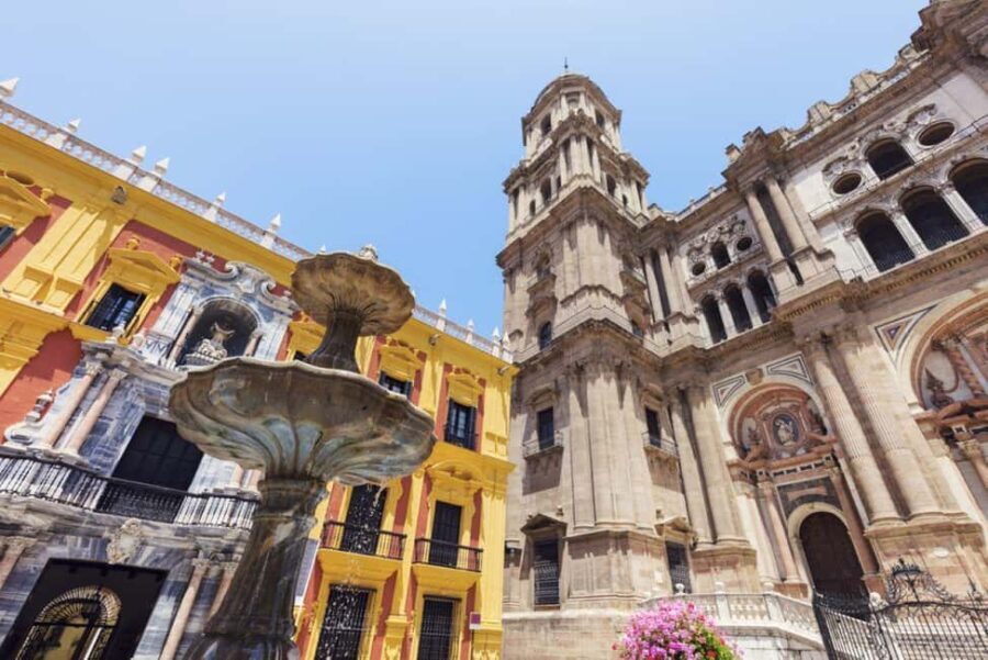 Malaga: Private 2 Hour or Half-Day Sightseeing Tour - Exploring the Moorish Fortresses: Alcazaba & Gibralfaro
