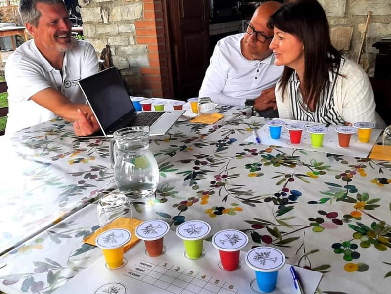 Maremma: Oil tasting with an aperitif of typical products - A Closer Look at the Experience