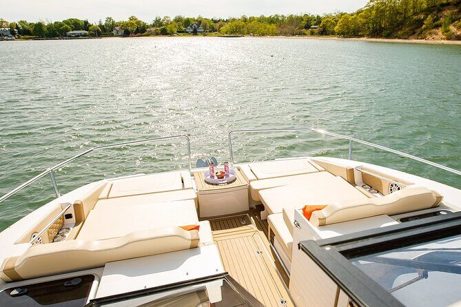 Marine Wildlife & Whale Watching Tour in The Hamptons - Whats Included and How It Matters