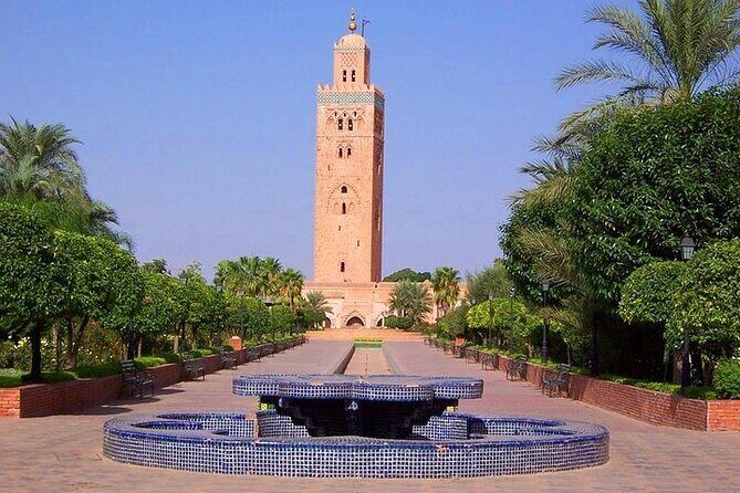 Marrakech: Guided City & Gardens Highlights Tour - Transportation & Group Size