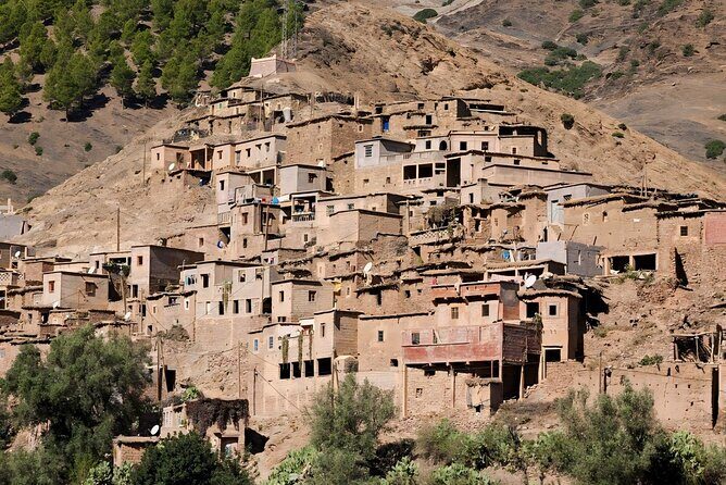 Marrakech: ourika valley day trip lunch and hike to waterfulls - What to Expect from the Tour