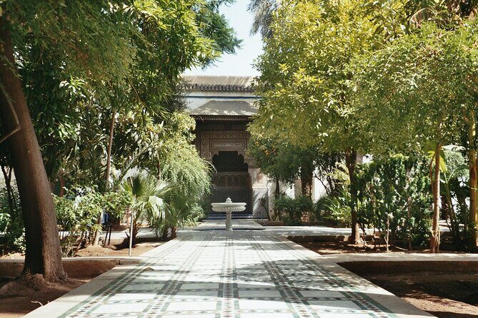 Marrakech Private Shopping Tour: Historical Medina & Souks - Aromas and Flavors at Souk El Attarine