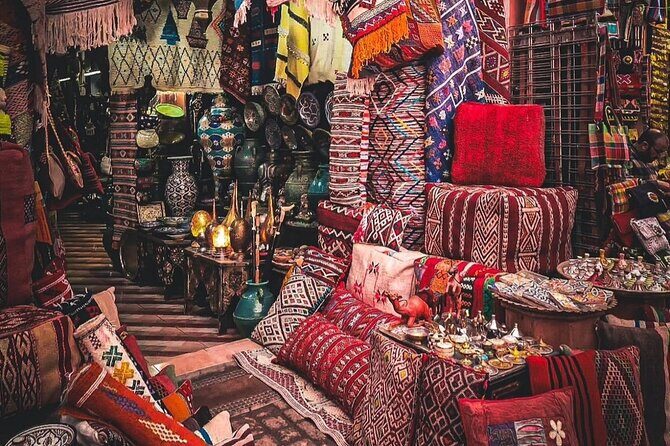 Marrakesh: Agafay Desert Sunset, Camel Ride, Dinner and Show - Who Is This Tour Best For?