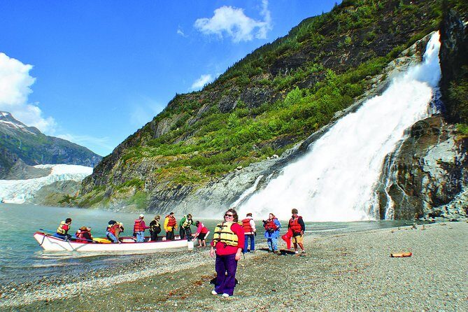Mendenhall Lake Canoe Adventure - An In-Depth Look at the Mendenhall Lake Canoe Adventure