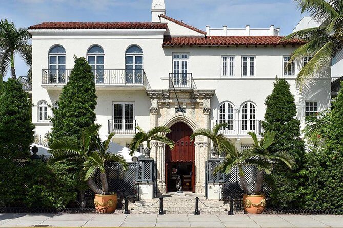 Miami Beach Art Deco & History Walk Tour with Design Enthusiast - What Makes This Tour Stand Out