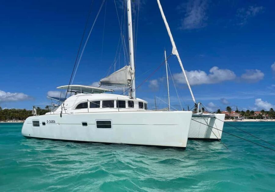 Milos: Kleftiko Half Day Catamaran Cruise with Lunch - Who Will Love This Tour?