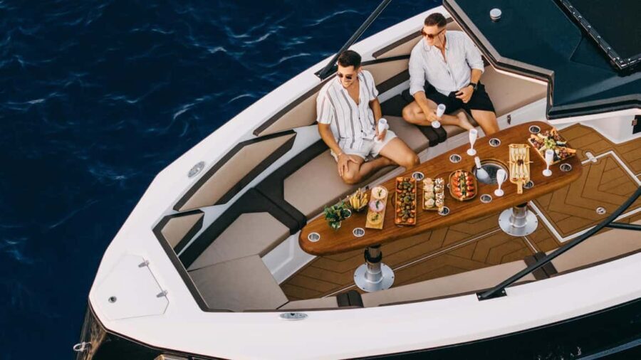 Milos: Small Group Yacht TourKleftiko Sarakiniko Poliegos - What to Expect from the Milos Small Group Yacht Tour