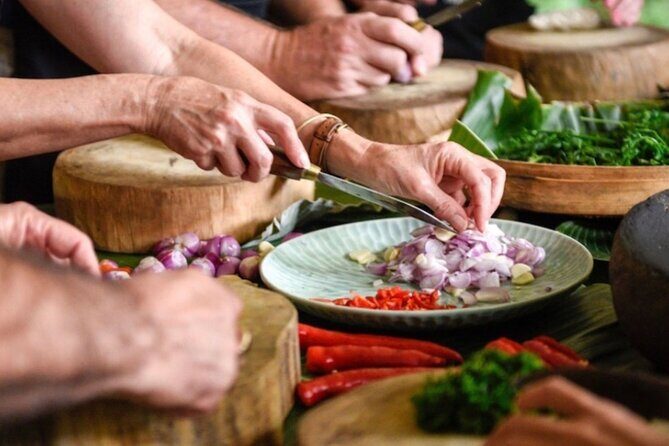Mnemba Dolphin Tour, Cooking Class, Spice Tour, Horseback Riding - Visiting the Jambo Spice Farm: A Sensory Feast