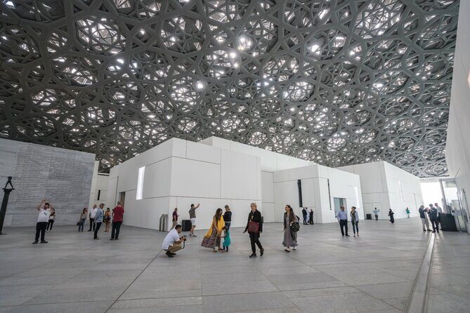 Modernism to Traditions from UAE to OMAN with Fully Live Guided Tour- 11D / 10N - Discovering Al Ain: The Garden City