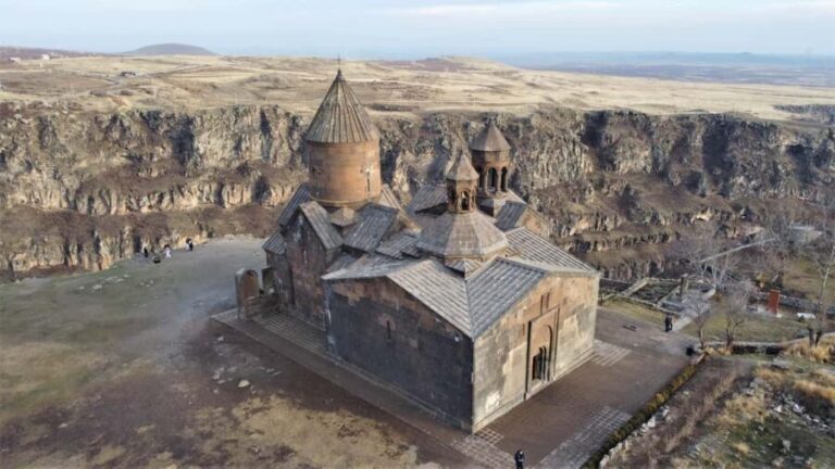 Mount Aragats-Saghmosavank Monastery-Alphabet Park - What Makes This Tour Special?