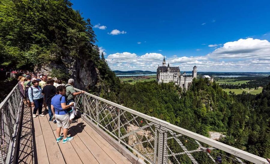 Munich: Private Neuschwanstein & Linderhof Tour & Lunch - Practical Details and What to Expect