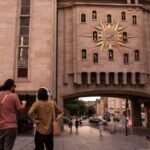 MUSICAL TOUR OF BRUSSELS (SPANISH) - A Walk Through Iconic Sites with a Musical Twist