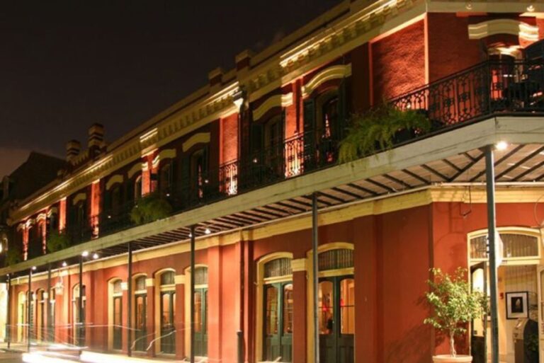 New Orleans: Five-in-One City Walking Tour - Who Would Love This Tour?