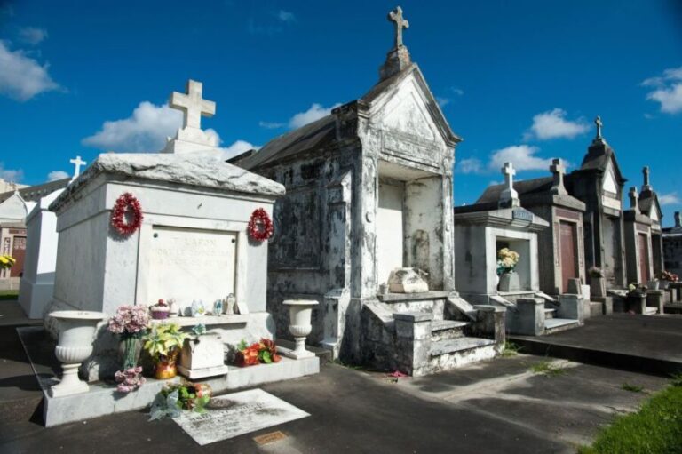 New Orleans: St. Louis Cemetery #3 Guided Walking Tour - Authenticity and Atmosphere