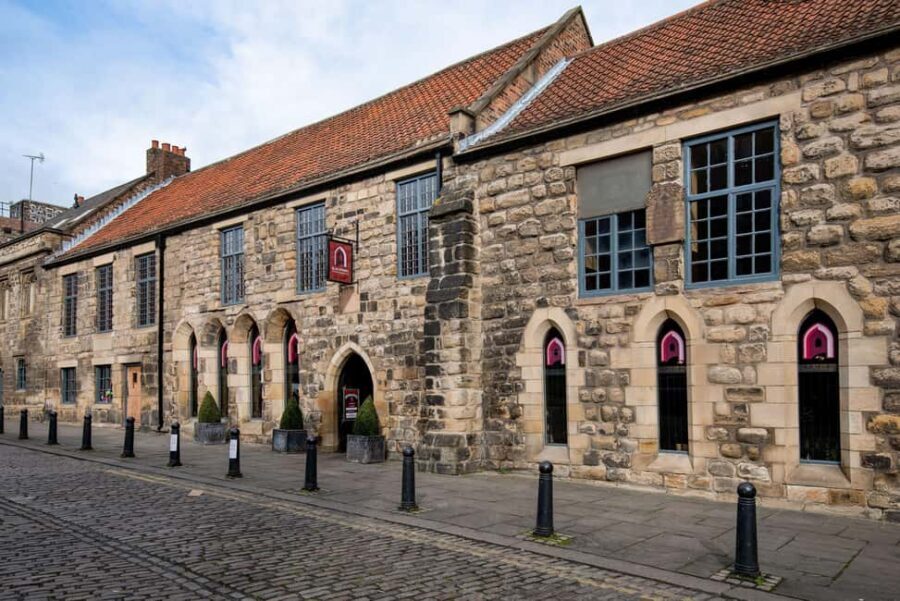 Newcastle: Blackfriars History Tour, Lunch & Sparkling Wine - How the Experience Comes Together