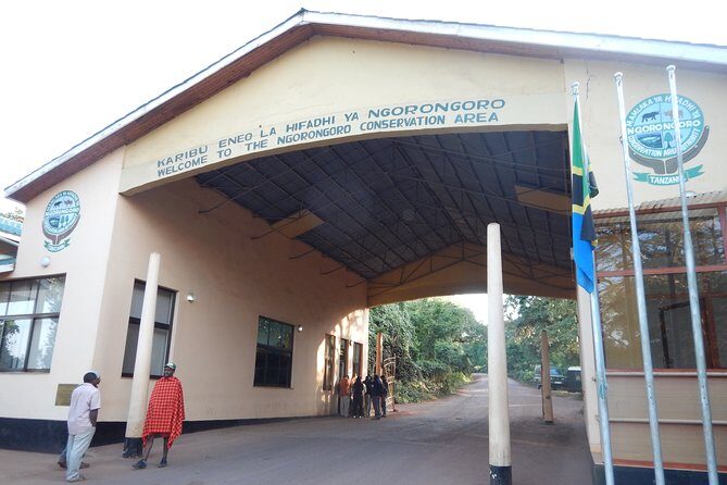 Ngorongoro Adventure Day Tour from Arusha - Detailed Day Itinerary Breakdown