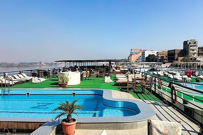 Nile River Dinner Cruise With Open Buffet in Cairo - The Authenticity and Value of the Tour