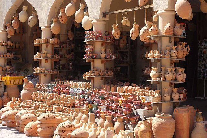 Nizwa , Bahla and Jabrin fort (tours and sightseeing) - Authentic Cultural Encounters and Unique Insights