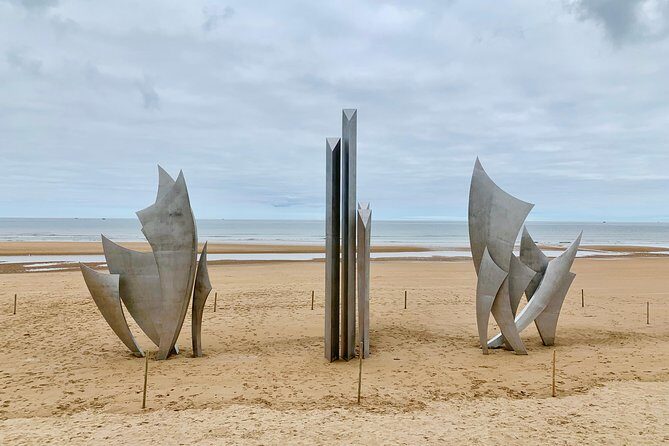 Normandy Battlefields D-Day Private Trip with VIP Services from Paris - What Sets This Tour Apart?