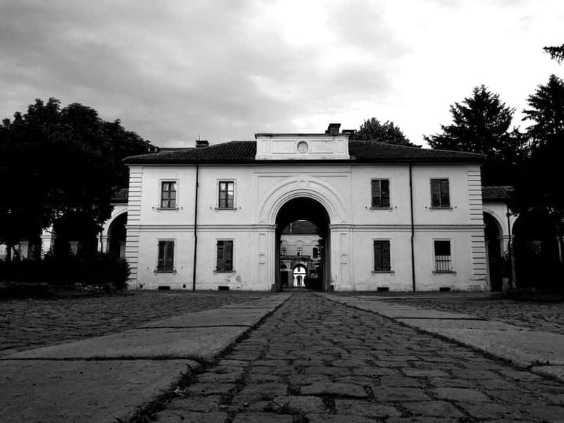 NOTTURNO AL MANICOMIO DI COLLEGNO - Guided Tour: Between Normal Life and Madness