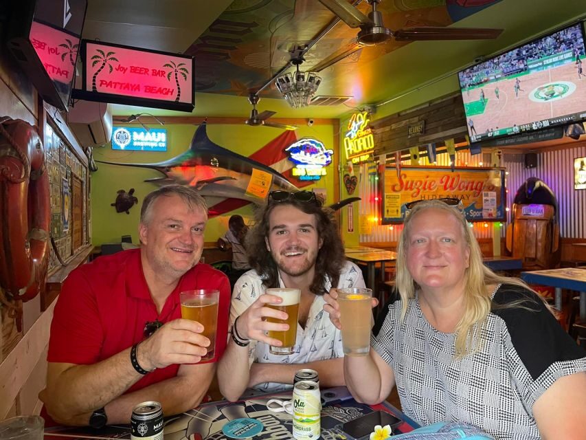 Oahu: Sips & Secrets of Hawaii Pub Crawl - Exploring Waikiki’s Hidden Stories and Top Bars