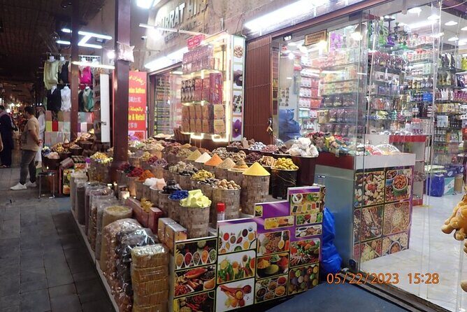 Old Dubai Walking Tour with Local/souks, boat, and local tasting. - Who Will Love This Tour?