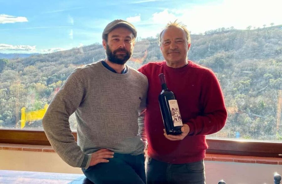 Organic Wine Tasting with Local Food & Stroll in Roccalbegna - Key Points