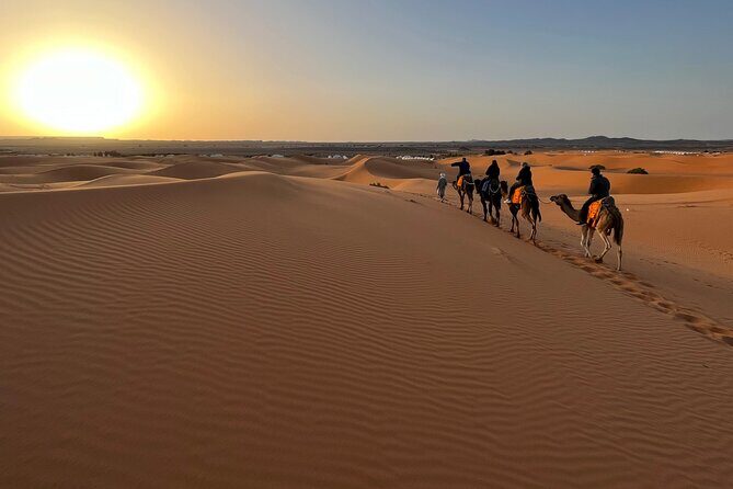 Overnight camel trek Merzouga - Desert Camping and Traditional Dinner
