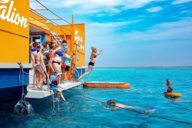 Panorama semi submarine snorkelling sea trip in Hurghada - A Clear View of the Experience