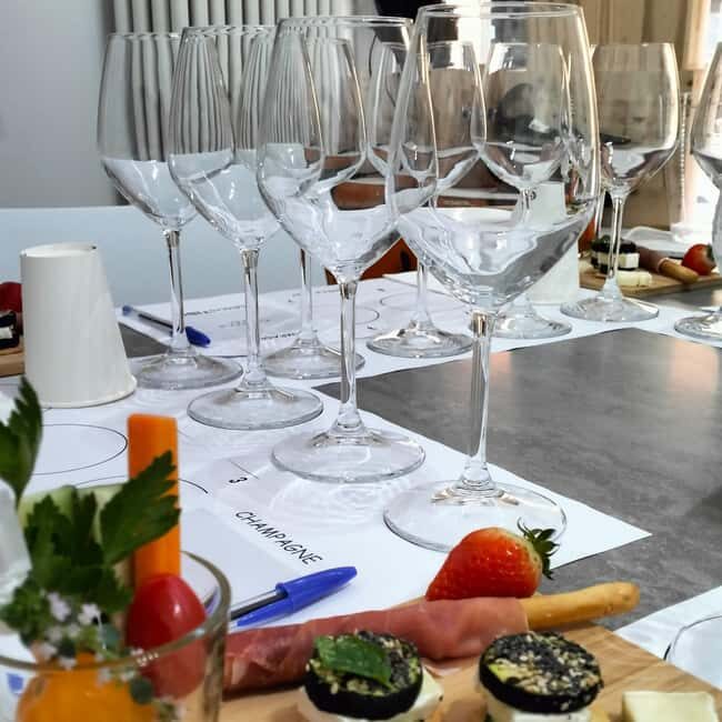 Peschiera del Garda:wine tasting three wines from Lake Garda - What to Expect from the Tour