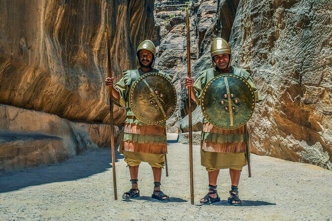 Petra 1-Day Tour from Tel Aviv with FREE Authentic Lunch - What Makes This Tour Stand Out