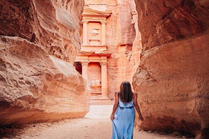 Petra Transfer From Or To Amman - The Role of the Driver