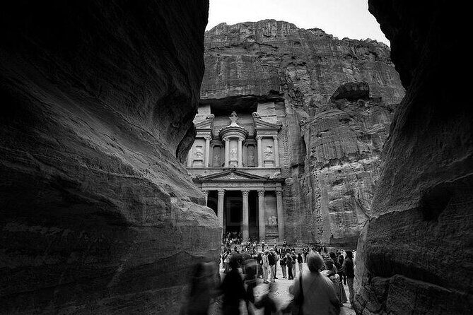 Petra & Wadi Rum from Amman Full Day Tour - An In-Depth Look at the Petra & Wadi Rum Tour