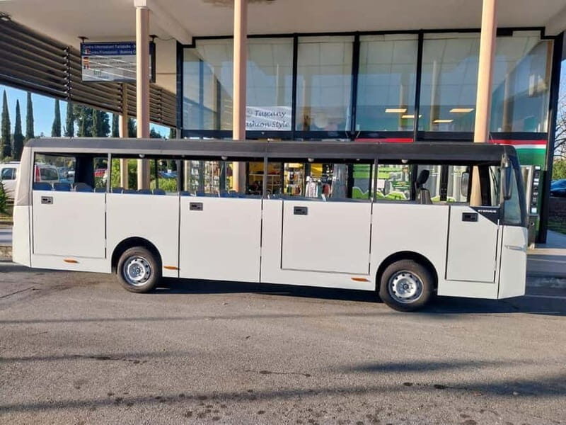 Pisa: The Electric Minibus Experience - The Experiences Strengths