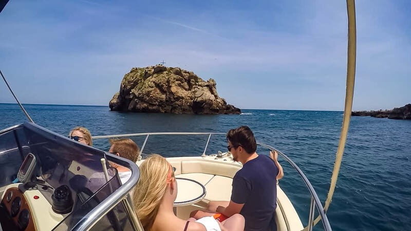 Polignano: Coastline Tour With Prosecco And Taralli & Swim - Who Will Love This Tour?