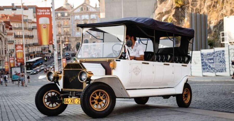 Porto and Foz: Private Douro City Tour in Classic Car - Exploring Porto’s Historic Streets