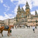 Porto: Santiago de Compostela and Valença do Minho Day Tour - Why This Tour Works Well