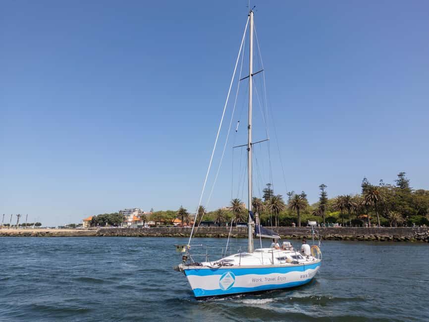 Porto: Sunset Cruise with Welcome Drink in a Sailboat - The Itinerary and Experience