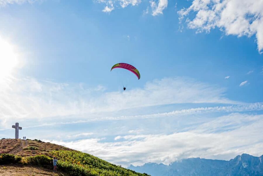 Potes: Paragliding in the Picos de Europa with professional pilots - Why This Tour Stands Out