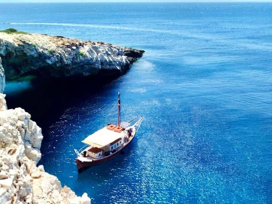 Pounta: A boat trip to the Pirate Cave - The Itinerary: A Closer Look