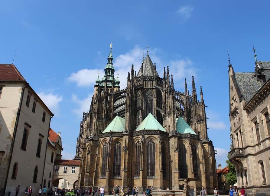 Prague: Madame Tussauds Ticket & Digital City Tour - Enhancing Your Visit with the Digital City Tour