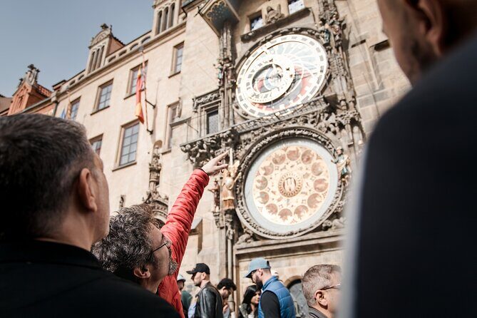 Prague Old Town and Jewish Quarter Walking Tour - What to Expect and How It Feels
