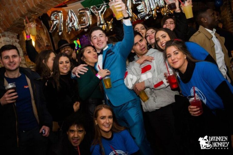 Prague: Pub Crawl with Unlimited Drinks, Bars & Club Entry - What’s Included and How Does It Affect Value?