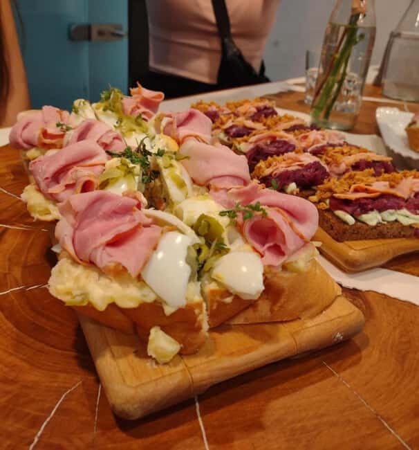 Prague: Traditional Czech Food Tour with Local Guide - What’s Included and What to Expect