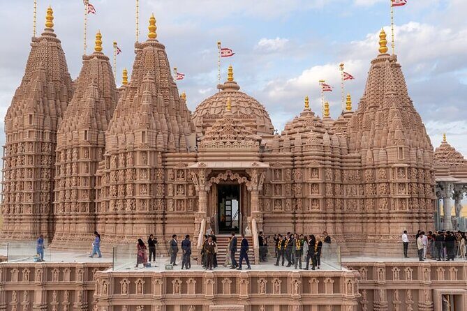 Premium Abu Dhabi City Tour With Hindu Temple Visit - Private - The Value of $299 for a Private Full-Day Tour
