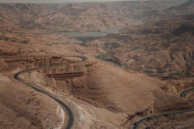 Private 6 Days Tour Jordan Top Attractions - Day-by-Day Breakdown of the Itinerary
