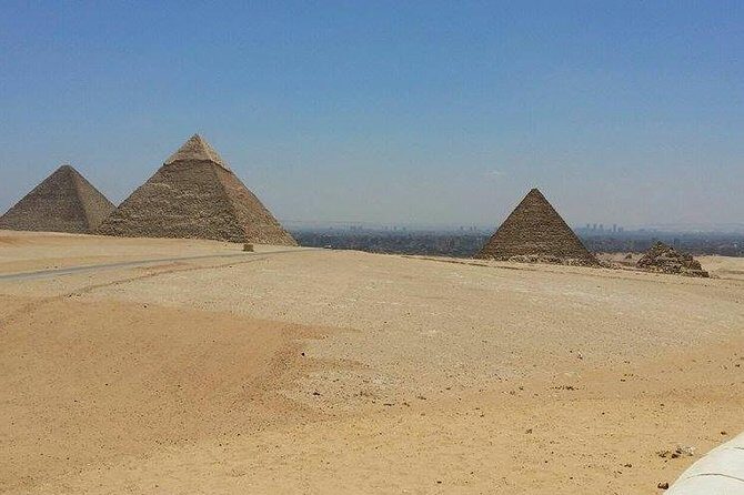 Private 8-Hour Tour of Giza Pyramids, Egyptian Museum and Old Cairo - Exploring Old Cairo and the Hanging Church