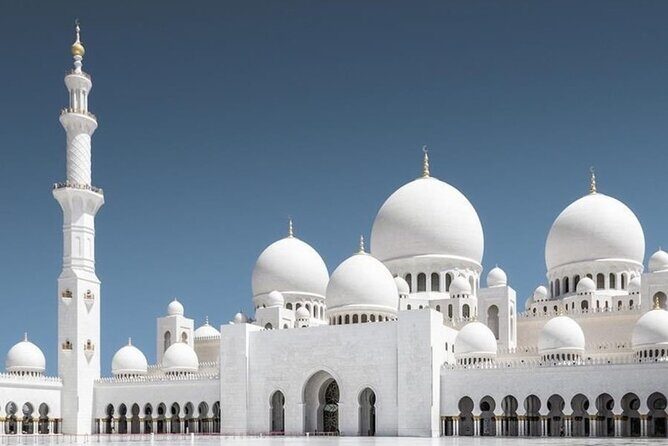 Private Abu Dhabi Full Day Sightseeing Mosque & BAPS from Dubai - Next, the Sheikh Zayed Grand Mosque: An Architectural Marvel