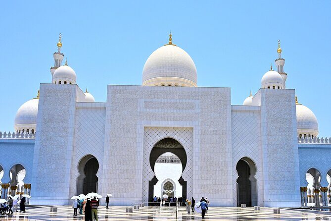 Private Abu Dhabi Sightseeing Tour from Dubai - The Itinerary in Detail